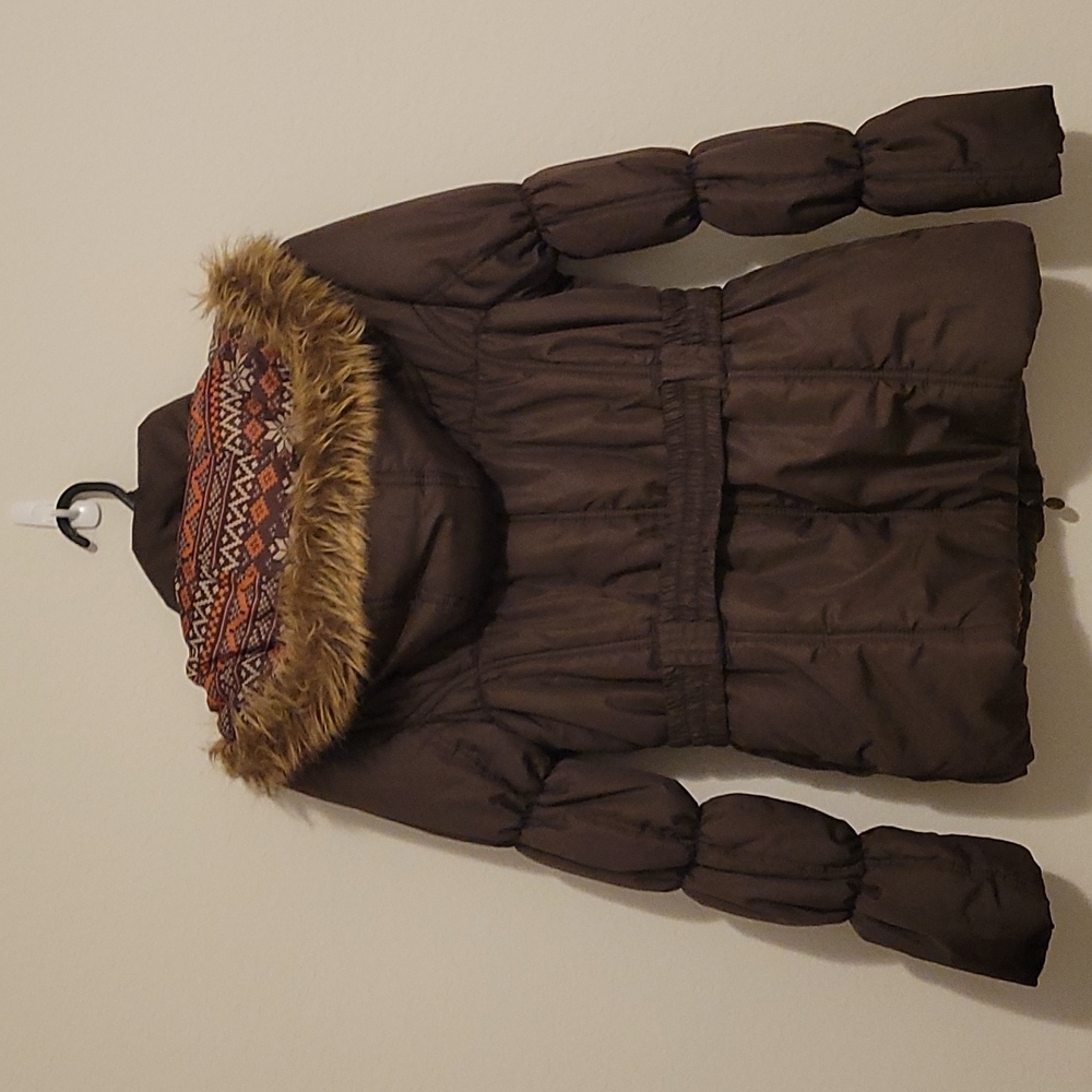 Winter Hooded Jacket!!! 🥶🥶 - Picture 3 of 5